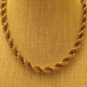 Classic Chain Necklace Interwoven Gold Tone A3.9
